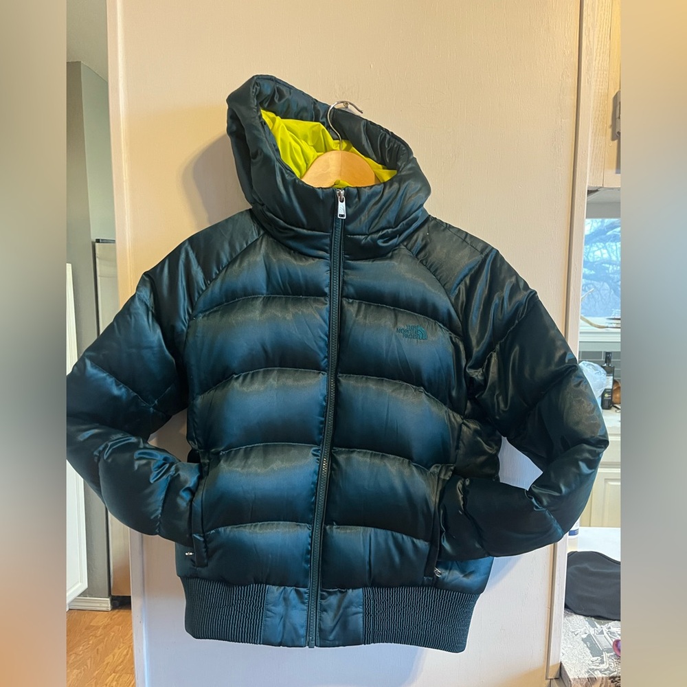 The Northface Shimmer Dark Green 550 Puffer Jacket.